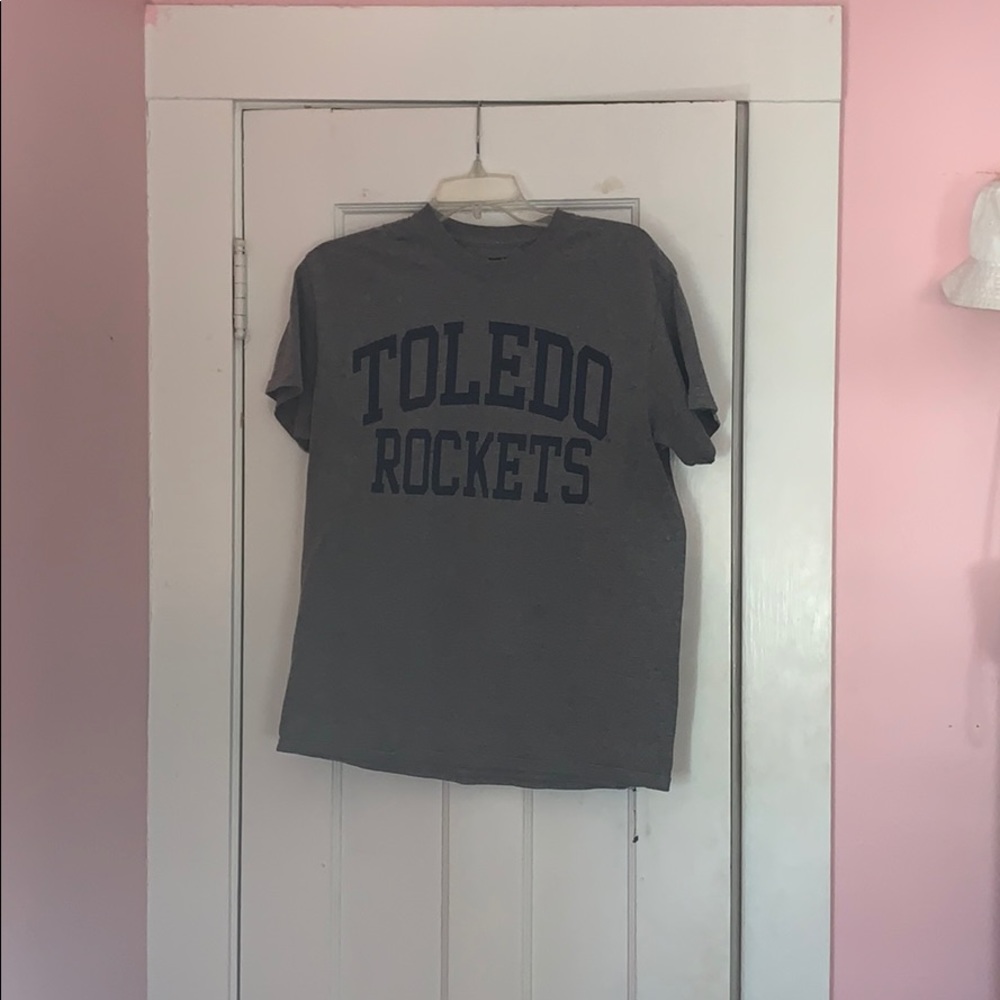 Short sleeve university of Toledo t-shirt.